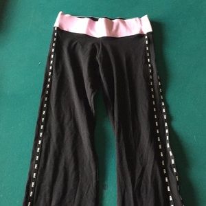 Long wide bottomed pants from the brand pink